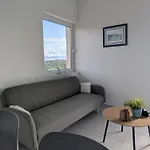 Debriz Appartement Strefi