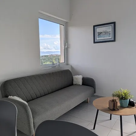 Debriz Apartman Strefi