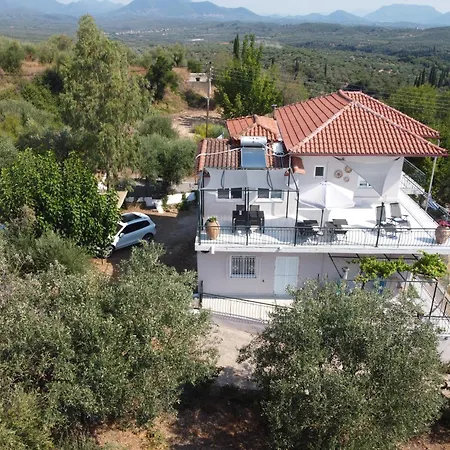 Apartment Debriz